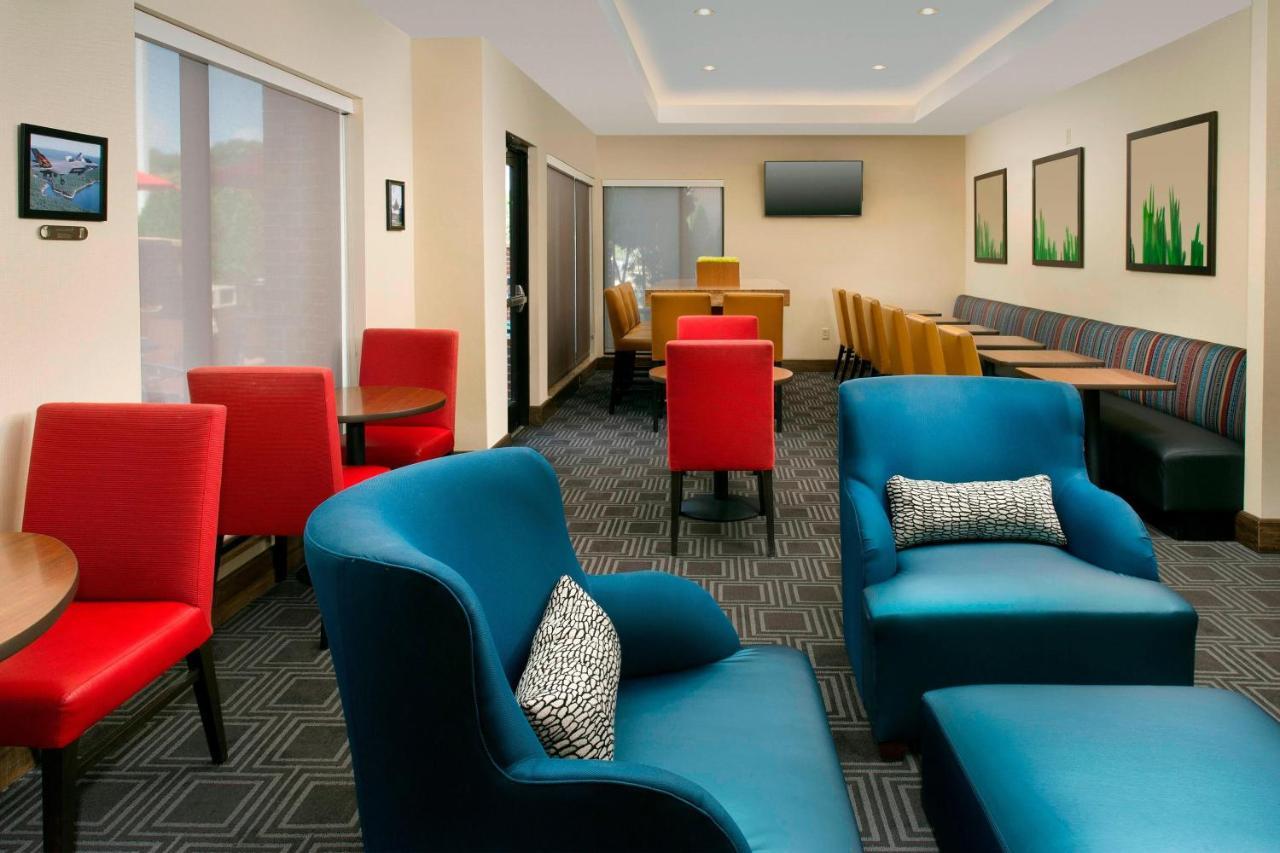 Towneplace Suites By Marriott Lexington Park Patuxent River Naval Air Station Exterior foto